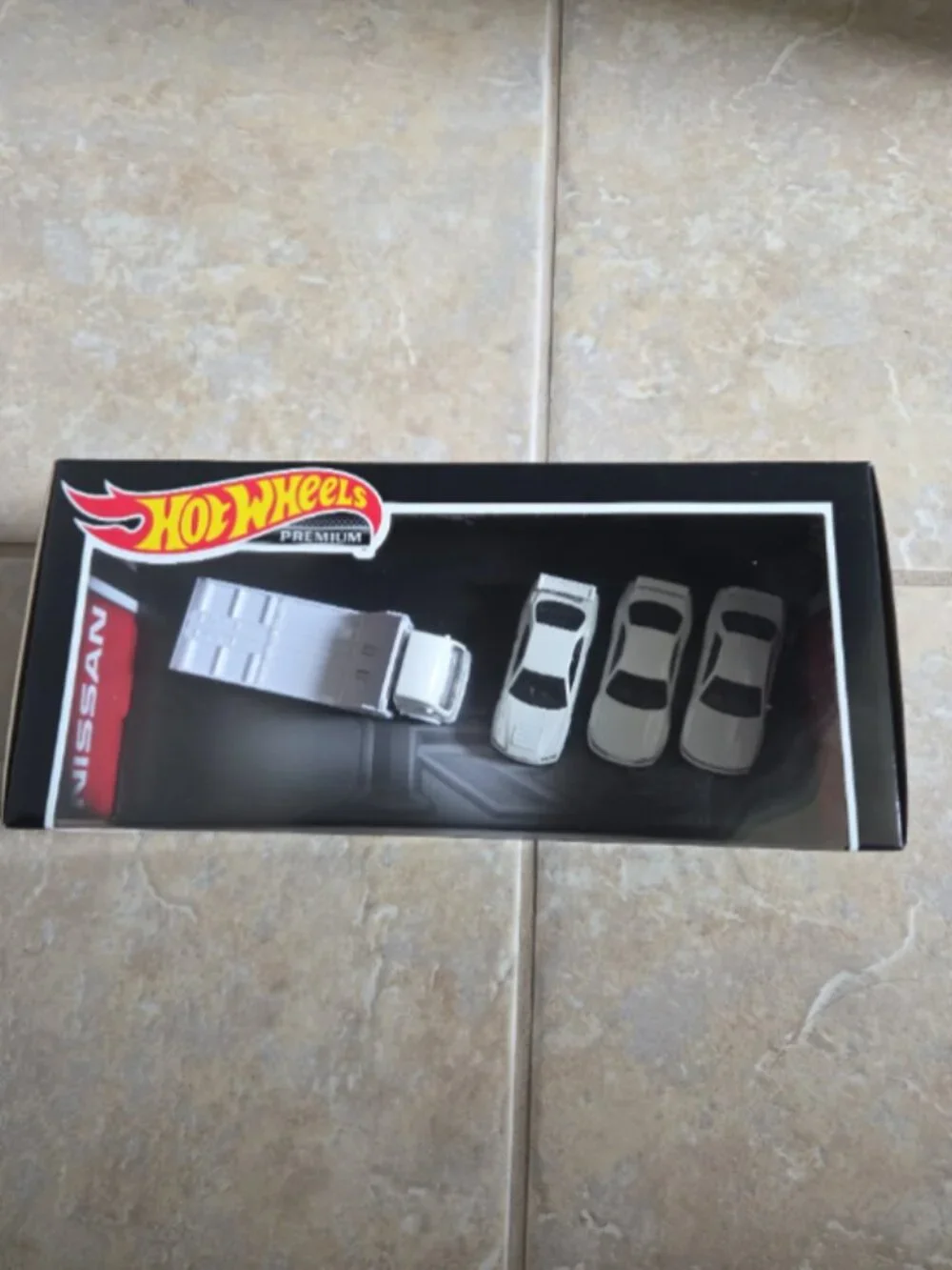 Hotwheels Premium Nissan GTR Skyline set